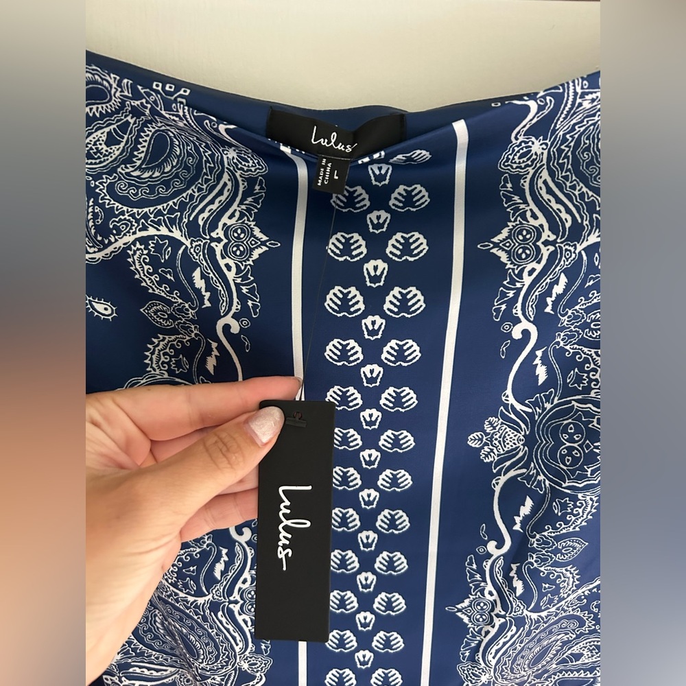 NWT Lulus Calypso Blue Banadana Print Satin Midi Skirt - Picture 4 of 9
